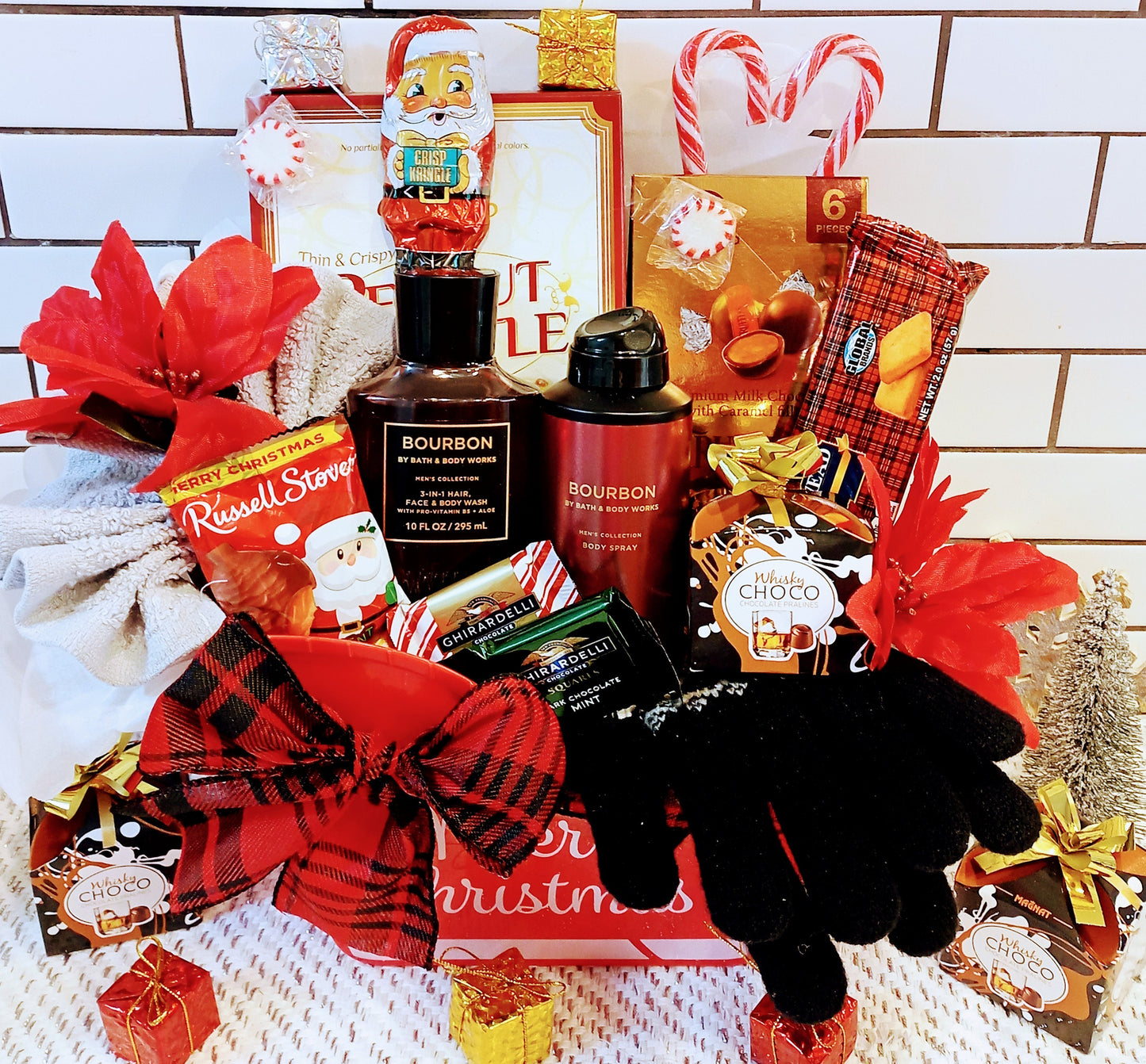 Holiday Christmas Bath & Body Works Bourbon Men's Hair Body Spa Gloves Whiskey Pralines Ghirardelli Chocolate Snacks Sleigh Gift Basket